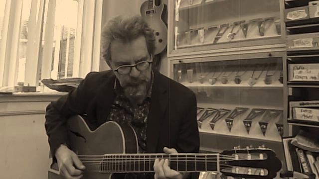 Daniel Slaman 'Classic Dome' guitar # 42619 смотреть онлайн