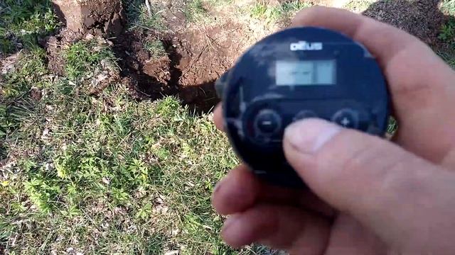 Тест Minelab VANQUISH 440 в грунте!!!