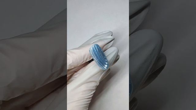 Магнитный дизайн с гель-лаком FLARE #shorts смотреть онлайн