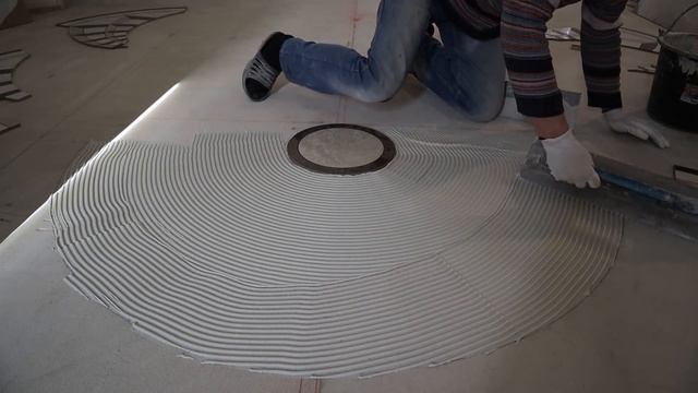 укладка НЕРЕАЛЬНО СЛОЖНОЙ плитки с чего начать? 2 часть. смотреть онлайн