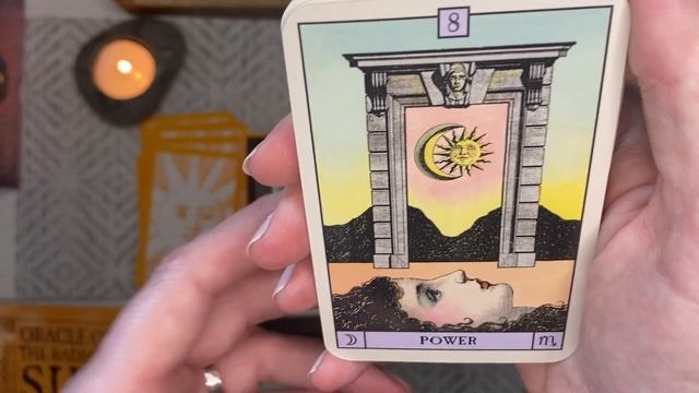 Guidebook & Deck Review - Oracle of the Radiant Sun смотреть онлайн