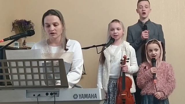 Слава в вишніх Богу!Не тільки два тисячоліття там назад.Різдвяна пісня.Скрипка,панфлейта.Діти. смотреть онлайн