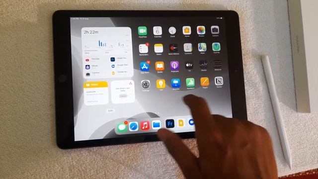 Unboxing my first Apple product. ? | iPad 8 Generation full review ?? | Watch @ 1.25X speed. смотреть онлайн