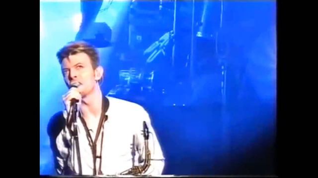 David Bowie - Seven Years In Tibet - Live Dublin 1997 [Full HD]