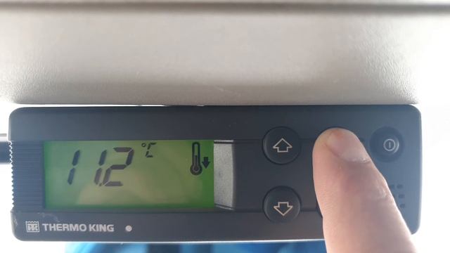 Как посмотреть общую наработку моточасов на холодильных установках Thermo King смотреть онлайн