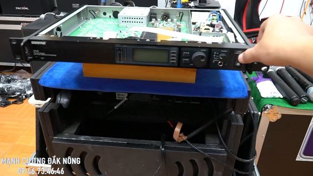 Micro shure UR24S/BETA 87A Gởi khách hải phòng смотреть онлайн