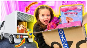 Уборка в шкафах. Отдаю игрушки в другую семью/ Влог Анютка малютка