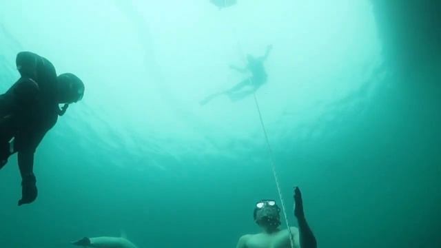 Тренировка в холодной воде. Фридайвинг. смотреть онлайн