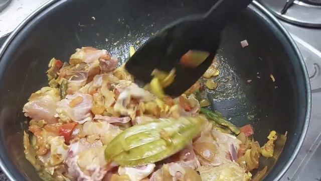 Varuthu Aracha chicken Curry in tamilவறுத்து அரைச்ச சிக்கன் ஒரு முறை செஞ்சு பாருங்க|KPCookshow| смотреть онлайн