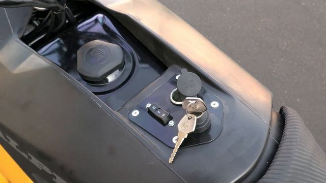 Машинокомплект ЛИДЕР-АЛЬФА 3, 20 л.с., на длинной гусенице 500 х 3333 мм смотреть онлайн