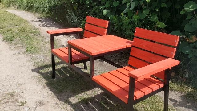 Удобная скамейка со столиком 2 в 1 смотреть онлайн