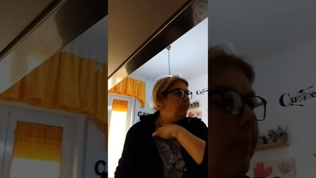 HO LAVORATO IN UNA CASA INVASA DALLE BLATTE/ CASE DA INCUBO, DA FILM HORROR смотреть онлайн