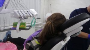 VLOG Даша первый раз лечит зуб. Хотела сбежать