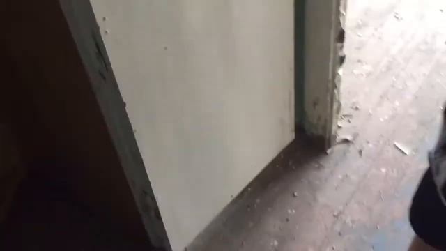 Entering The 5 Story Abandoned Flat? смотреть онлайн