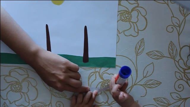 Раннее развитие ребенка. "Дождик в лесу" - аппликация с рисованием палочками. смотреть онлайн