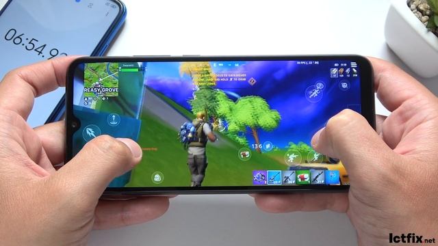 Redmi 10C test game Fortnite | Snapdragon 680, 4GB RAM смотреть онлайн