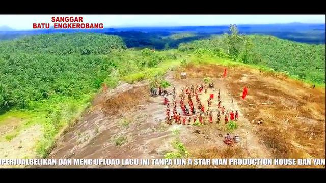 LAGU DAYAK LINOH BATU ENGKEROBANG смотреть онлайн