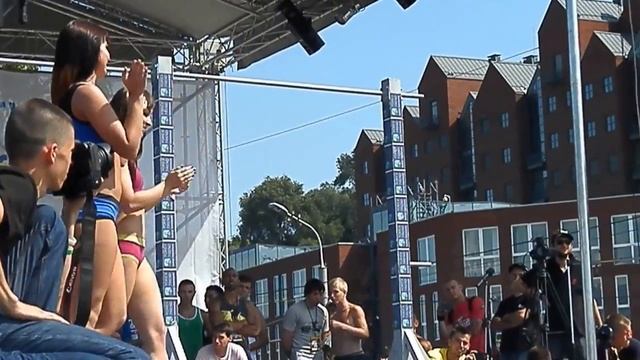 Девушки на пилоне. Workout fest 2k13 смотреть онлайн