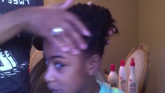 Natural Hair Style for Kids: Twisted Mohawk смотреть онлайн