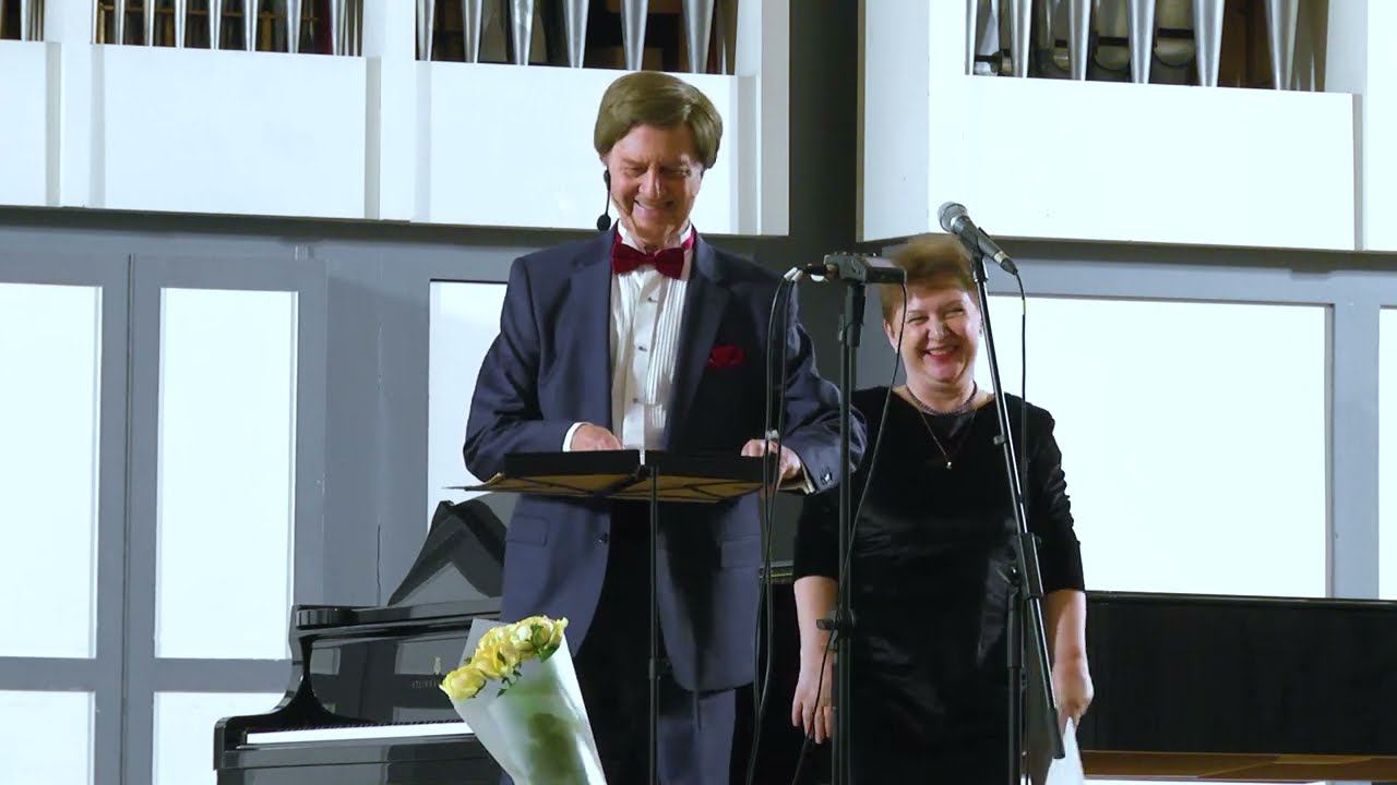 Поёт Леонид Сметанников. Басня Крылова «Слон и Моська». Музыка И. Дороднова смотреть онлайн