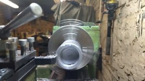 Плавка алюминия в печи на отработке.