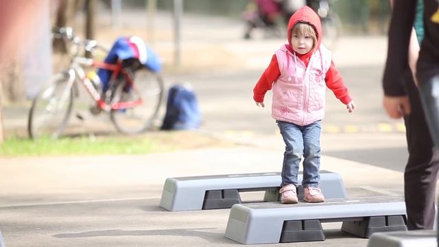 Мир. Фитнес. Май смотреть онлайн