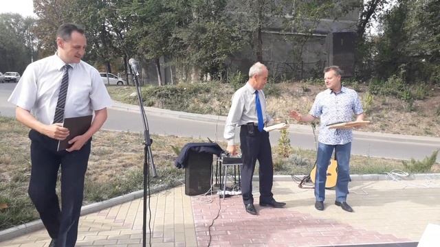 Презентация песни, посвященной погибшим сотрудникам полиции смотреть онлайн