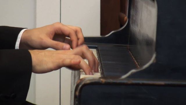 George Rochberg, "Carnival Music," performed by Andrew Lefoley смотреть онлайн