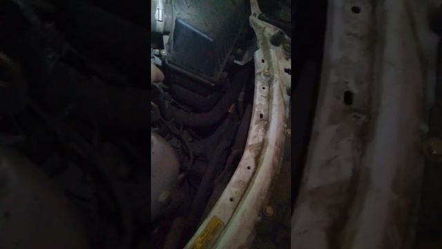 Как поставить свечной ввёртыш в головку автомобиля ЧЕРИ. ПОЧТИ НОВАЯ МАШИНА смотреть онлайн