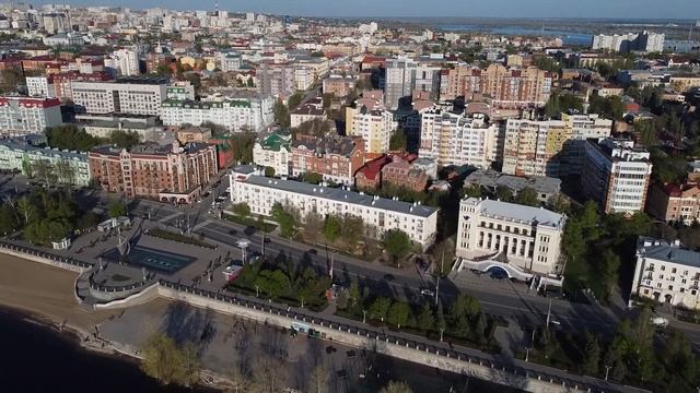 Самара. Речной вокзал\Набережная. Архивное видео 2020 года. смотреть онлайн
