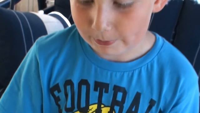 How to open a coconut, (on request) смотреть онлайн