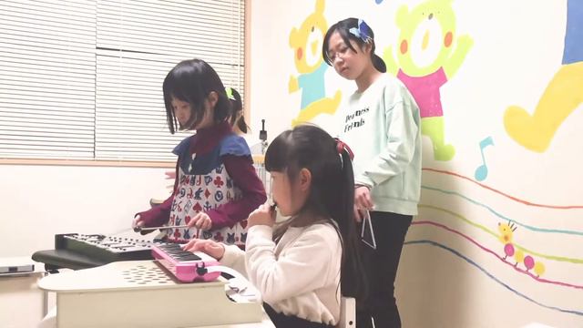 ピアニカ(トイピアノ)and鉄琴アンサンブル「となりのトトロ」 смотреть онлайн
