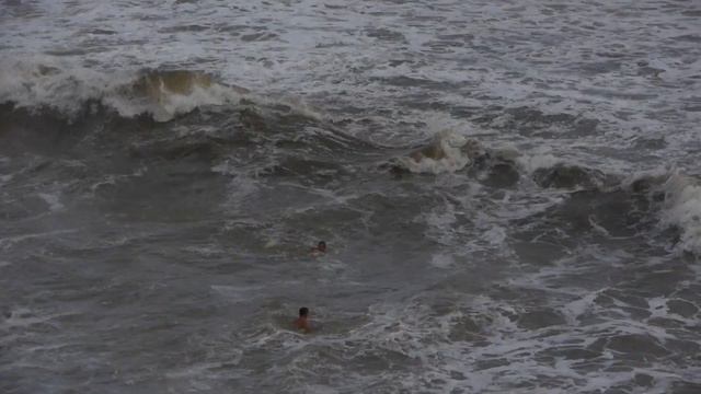 Vladivostok after the Tropical Storm Sanba & bad guys from Churkin downtown смотреть онлайн