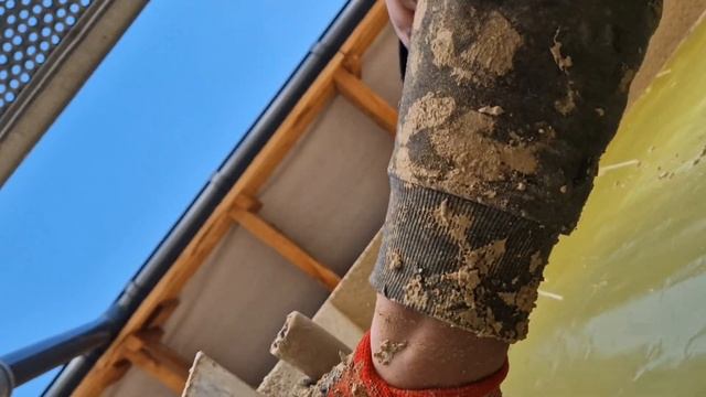 Укладка декоративной штукатурки.Будни фасадчика #33. смотреть онлайн