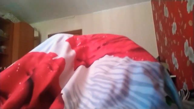 молча лежу в кровати 3 минуты и 24 секунды смотреть онлайн