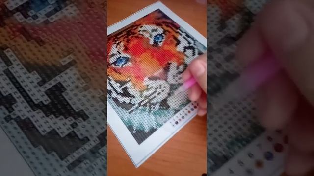 Делаю тигра? Очень долго? Угадайте сколько я буду его делать. Алмазная мозаика ? смотреть онлайн