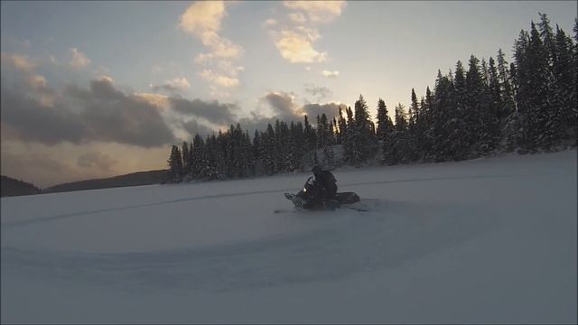 ski-doo summit and yamaha phazer mtx in fresh powder смотреть онлайн