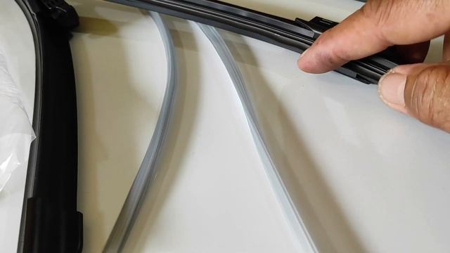 DIY WIPER REPLACEMENT || FORD ECOSPORT смотреть онлайн