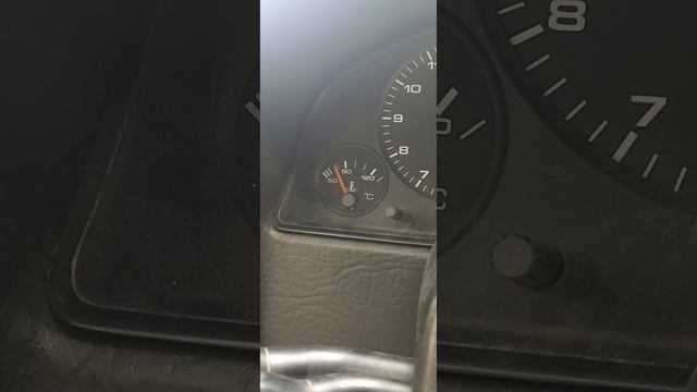 ауди 80 б4 2.0 температура быстро поднимется при зажиганий мотора. смотреть онлайн