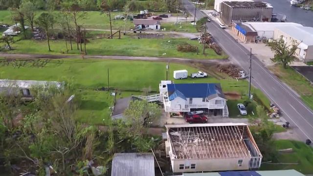 HTV's Martin Folse talks with Father Antonio about Hurricane Ida victims in Dulac Part 1 смотреть онлайн