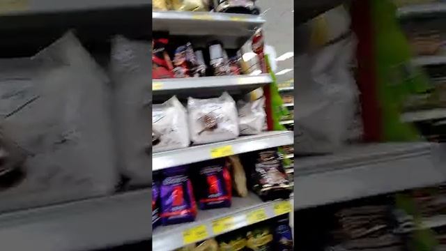 Просрочка кофе в Магните. Город Белгород Садовая 120 Д смотреть онлайн