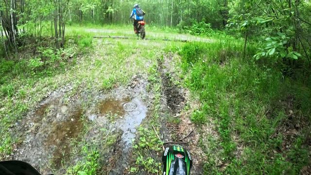 Эндуро смотреть онлайн