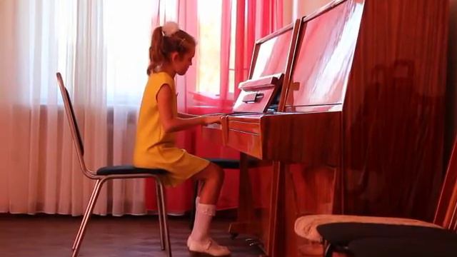 Бах. Двухголосные инвенции ми мажор и ми минор. Черни-Гермер этюды 10, 12, 15 смотреть онлайн