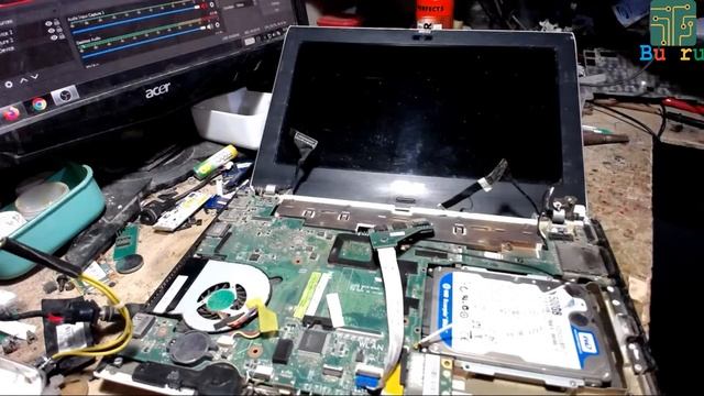 Memperbaiki Engsel Laptop Asus 1225B, Repair Hinge смотреть онлайн
