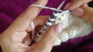 Десткие носочки из альпаки на двух спицах