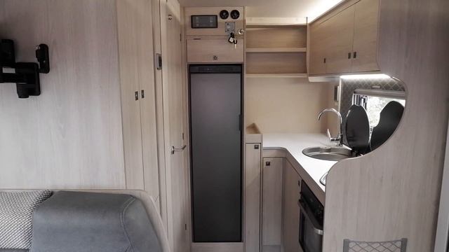 2020 Auto-Trail F-Line F62 смотреть онлайн