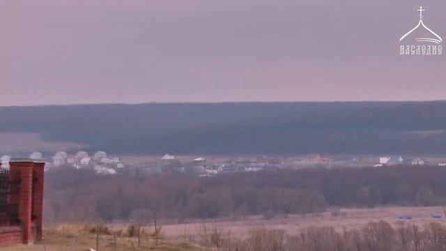 Епископ Софроний совершил литургию в сослужении монашествующих епархии смотреть онлайн