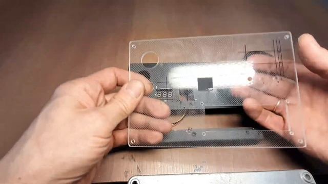 изготовление универсального устройства для зарядки и проверки Li-ion аккумуляторов 1S, 2S, 3S, 4S смотреть онлайн