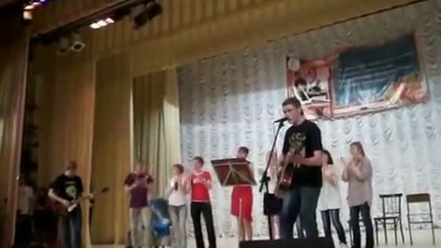 Группа "Де-факто" подняла зал на уши! Константин Сапрыкин - Во Французской Стороне | Раритет 2009? смотреть онлайн
