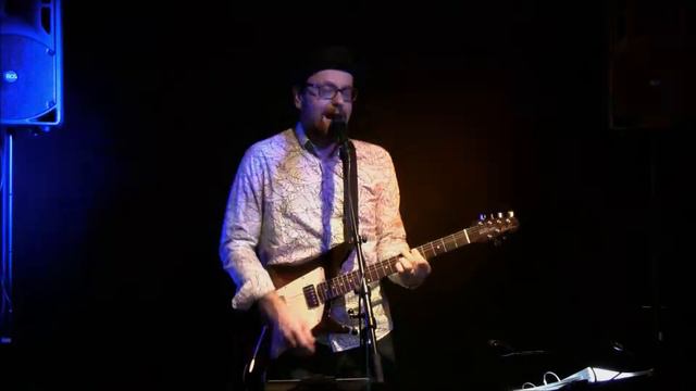 Trubaduuri Mikael - Money For Nothing (live) смотреть онлайн